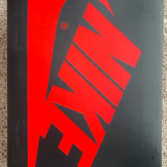 AIR JORDAN 1 retro og “Court Purple” deadstock 11M - Picture 7 of 7